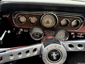 Bild 25/45 von Ford Mustang GT (1965)