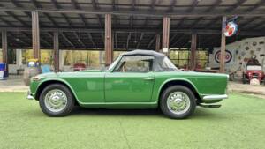 Image 47/66 of Triumph TR 4A IRS (1966)