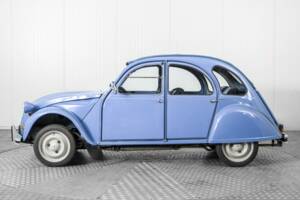Image 9/50 of Citroën 2 CV 6 (1985)