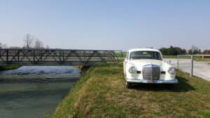 Imagen 10/12 de Mercedes-Benz 190 (1959)