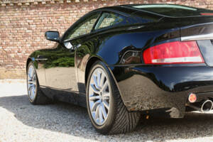 Image 28/50 de Aston Martin V12 Vanquish (2002)