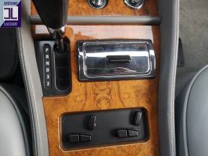 Image 26/50 of Bentley Brooklands (1992)