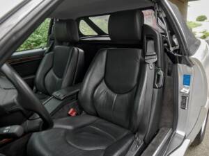 Image 18/50 of Mercedes-Benz SL 500 (1900)
