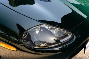 Image 12/70 of Jaguar XKR (2004)