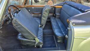 Image 25/61 de Mercedes-Benz 220 S Cabriolet (1957)