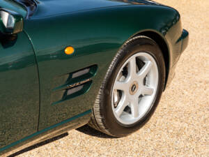 Imagen 61/80 de Aston Martin V8 Coupé (1996)