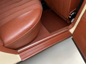 Afbeelding 36/40 van Mercedes-Benz 230 E (1983)