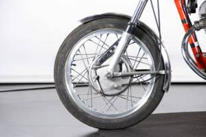 Image 22/50 of MV Agusta 350 S (1972)