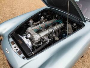 Immagine 50/50 di Aston Martin DB 4 (1960)