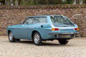 Image 2/50 of Volvo 1800 ES (1972)