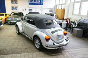 Immagine 9/31 di Volkswagen Käfer 1303 LS (1979)