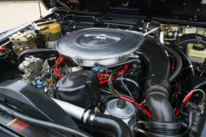 Bild 31/50 von Mercedes-Benz 500 GE (1993)