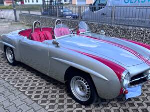 Afbeelding 7/62 van Mercedes-Benz 190 SL (1955)