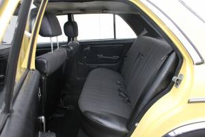 Image 4/10 of Mercedes-Benz 200 D (1982)