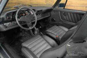 Image 2/19 of Porsche 911 SC 3.0 (1983)