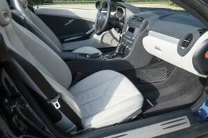 Bild 37/50 von Mercedes-Benz SLK 280 (2005)