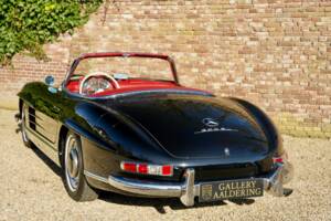 Obraz 42/50 pojazdu Mercedes-Benz 300 SL Roadster (1959)