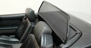 Image 27/51 of Mercedes-Benz 500 SL (1992)