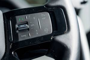 Image 25/61 de Land Rover Defender 110 D200 AWD (2023)