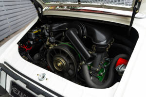 Image 38/78 of Porsche 911 2.0 E (1968)