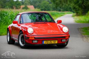 Image 20/63 of Porsche 911 Carrera 3.2 (1986)