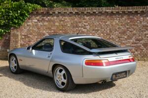Image 2/50 of Porsche 928 GTS (1993)