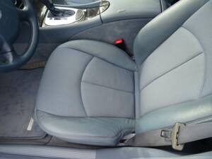 Image 13/25 of Mercedes-Benz E 200 Kompressor T (2004)