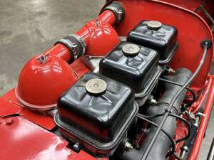 Image 43/50 of Porsche-Diesel Super Export 329 (1962)