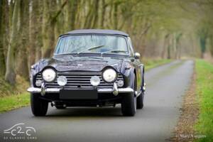 Image 21/45 of Triumph TR 4A (1966)