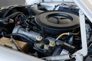 Image 28/49 de Mercedes-Benz 280 SE (1970)