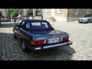 Bild 42/54 von Mercedes-Benz 380 SL (1982)