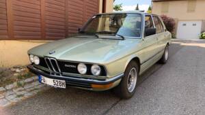 Bild 1/100 von BMW 528i (1980)