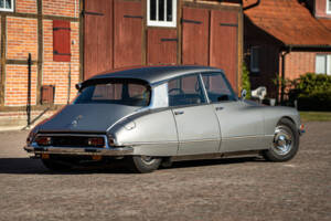 Immagine 15/42 di Citroën DS 20 Pallas (1970)