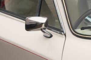 Bild 17/46 von Gilbern Invader (1972)