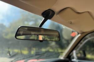 Immagine 2/41 di Jaguar XJ 12 (1990)