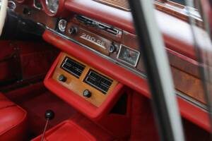 Image 32/50 of Mercedes-Benz 280 SE 3,5 (1969)
