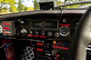 Image 48/50 of MG MGB GT (1970)