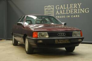 Image 20/50 de Audi 100 - 2.3E quattro (1990)