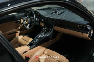 Bild 16/24 von Porsche 911 Carrera 4 GTS (2017)