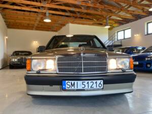 Bild 12/66 von Mercedes-Benz 190 E 2.3-16V (1986)