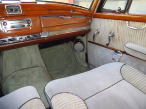 Image 12/20 of Mercedes-Benz 300 d (1960)