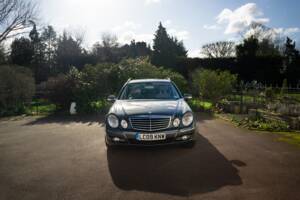 Immagine 16/25 di Mercedes-Benz E 280 CDI T (2009)