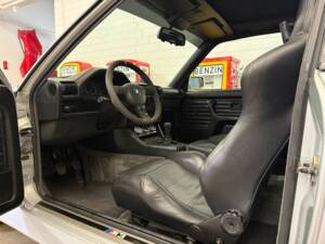 Image 7/21 of BMW M3 (1988)
