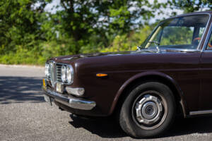 Immagine 23/51 di Lancia 2000 Iniezione (1973)