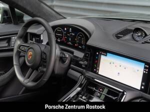 Obraz 21/33 pojazdu Porsche Panamera GTS (1900)