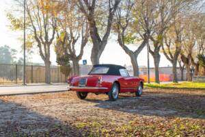 Immagine 21/94 di Alfa Romeo 2600 Spider (1964)