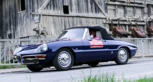 Image 2/5 of Alfa Romeo 1600 Spider Duetto (1966)