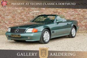 Image 1/50 of Mercedes-Benz 300 SL-24 (1992)