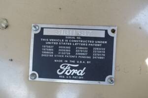 Immagine 41/44 di Ford V8 (1938)