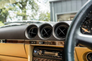 Image 37/59 of Mercedes-Benz 300 SL (1989)